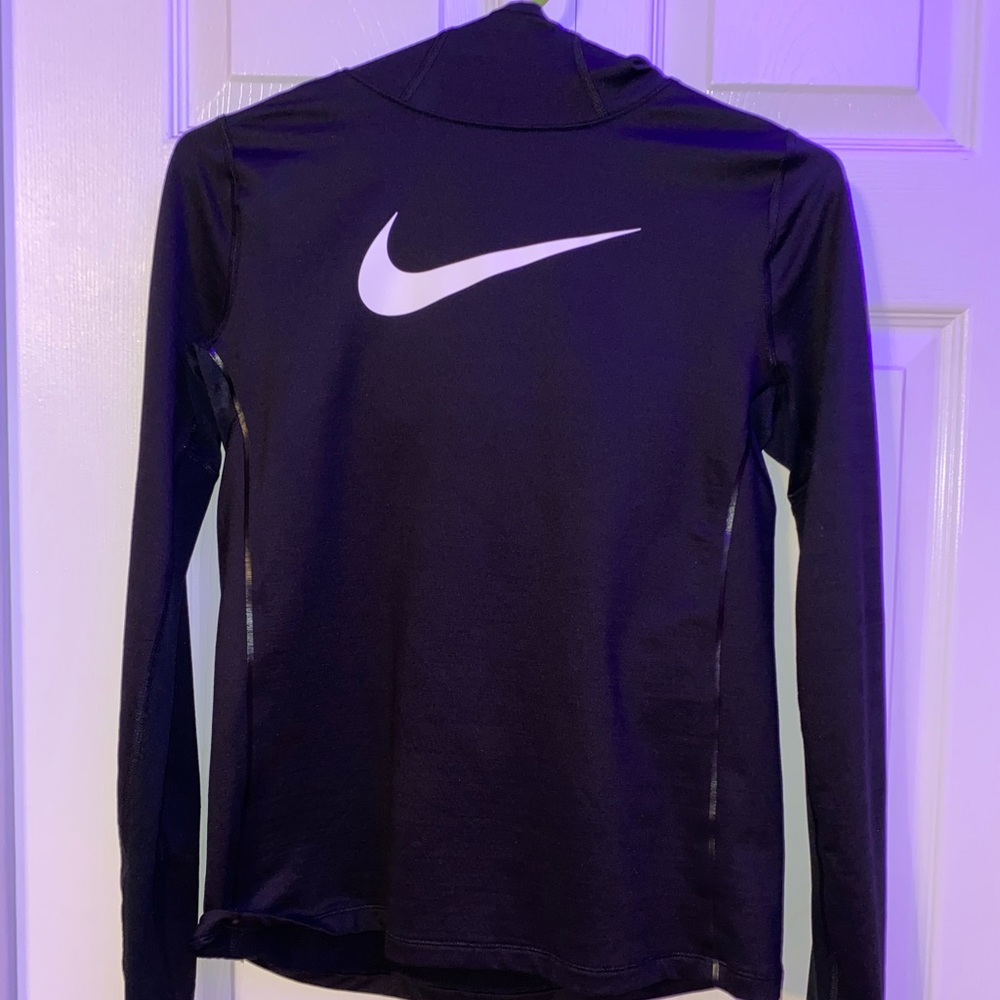 Black Nike Pullover